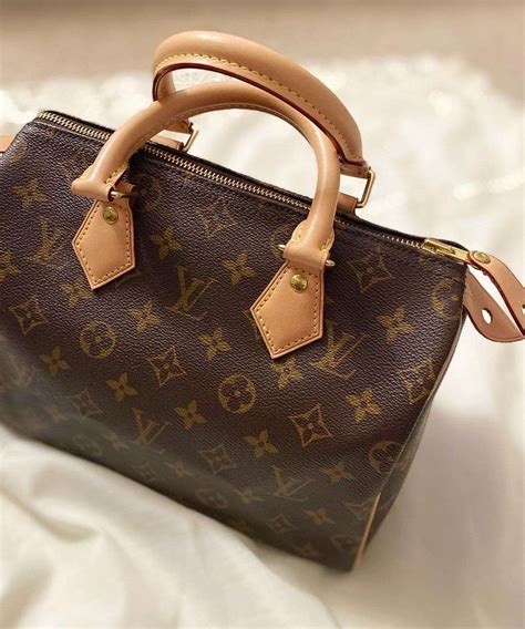 where is lv bags made